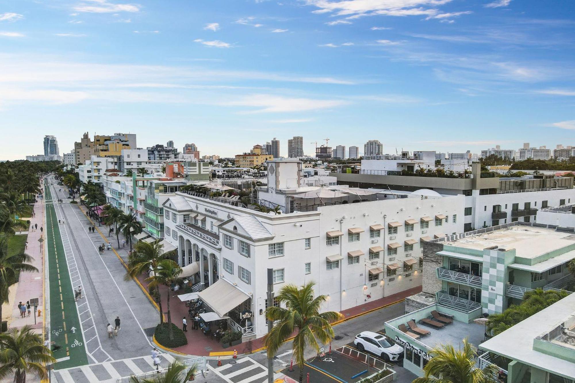 Ocean Drive Deco Apt W/2 Queen Beds, Steps 2 Beach ไมอามีบีช ภายนอก รูปภาพ