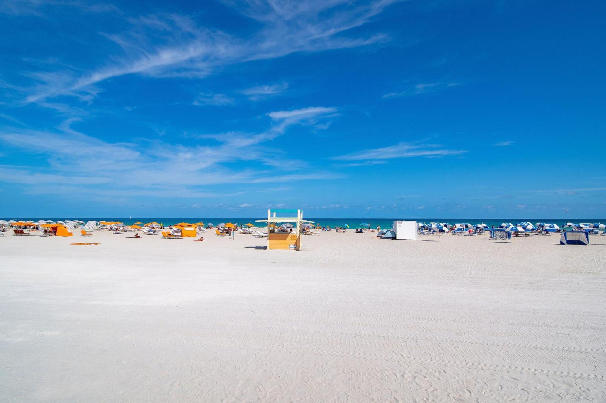 Ocean Drive Deco Apt W/2 Queen Beds, Steps 2 Beach ไมอามีบีช ภายนอก รูปภาพ