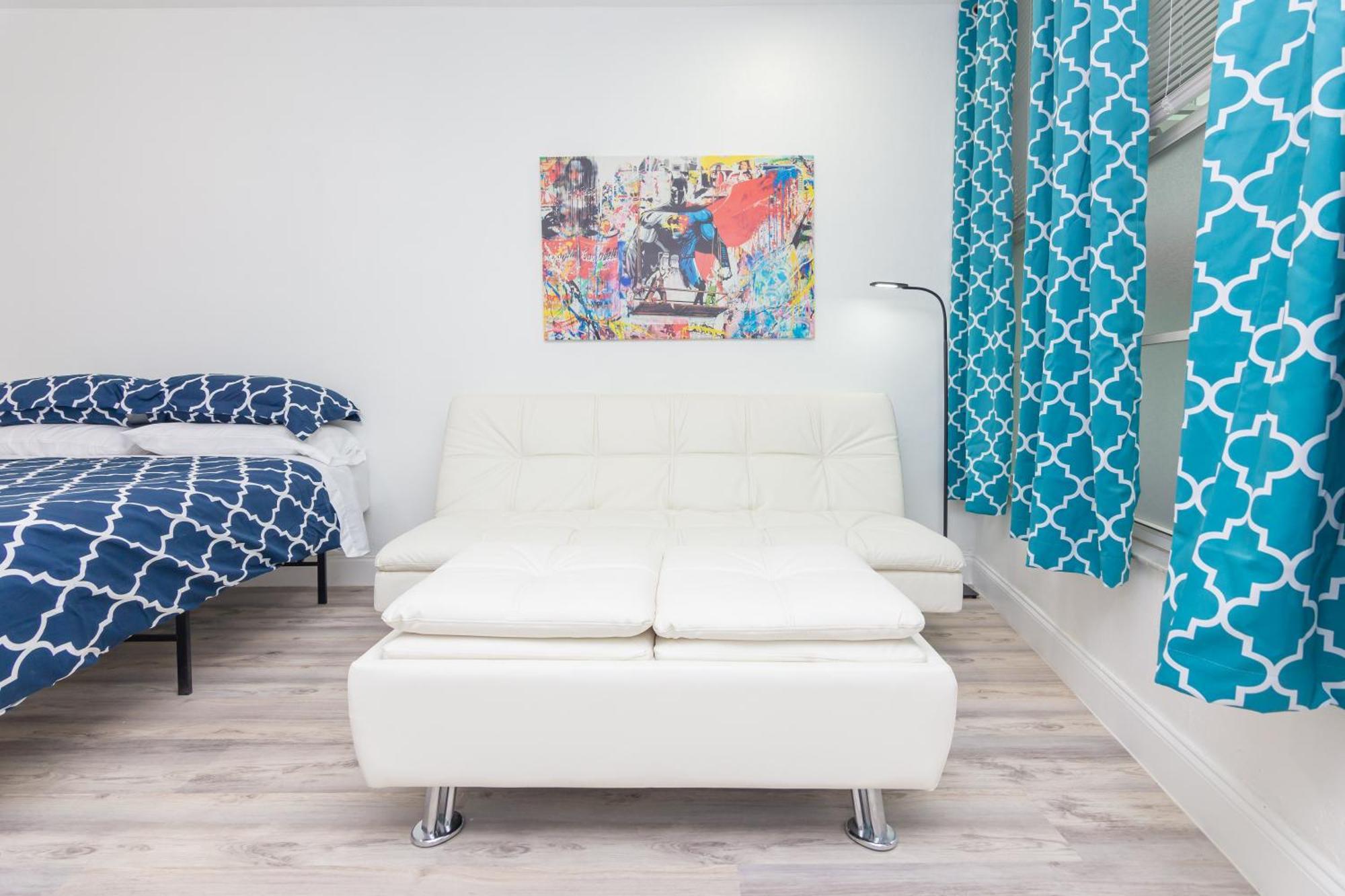 Ocean Drive Deco Apt W/2 Queen Beds, Steps 2 Beach ไมอามีบีช ภายนอก รูปภาพ