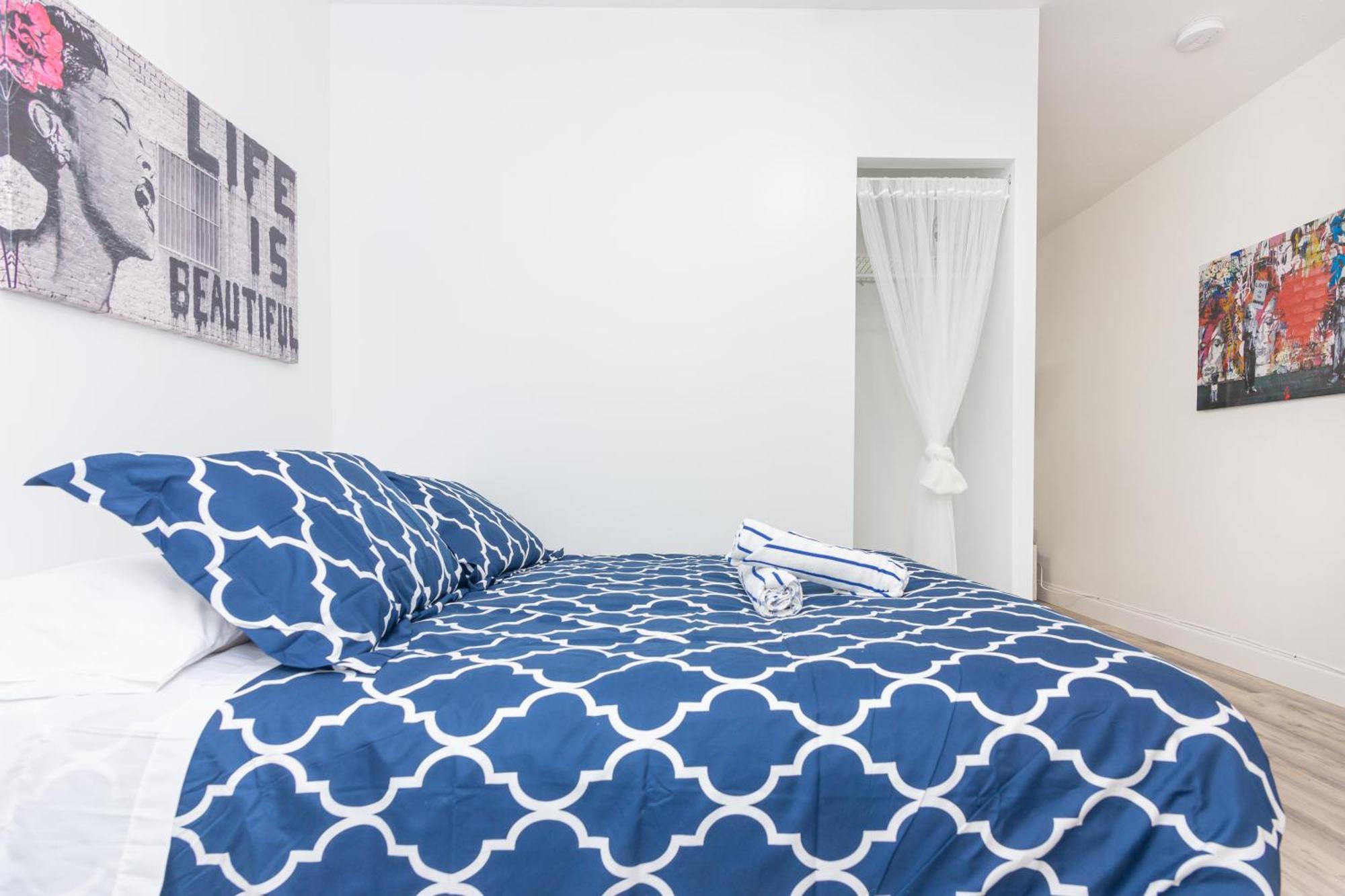 Ocean Drive Deco Apt W/2 Queen Beds, Steps 2 Beach ไมอามีบีช ภายนอก รูปภาพ